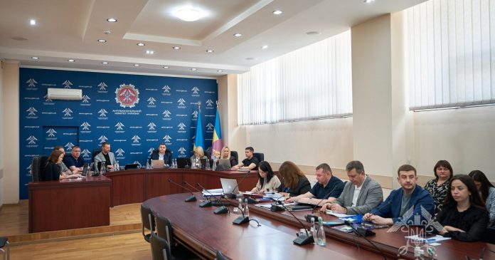 АМКУ наклав штраф у розмірі 3,6 млн грн на дві компанії за змову під час тендеру на капітальний ремонт Київської обласної лікарні