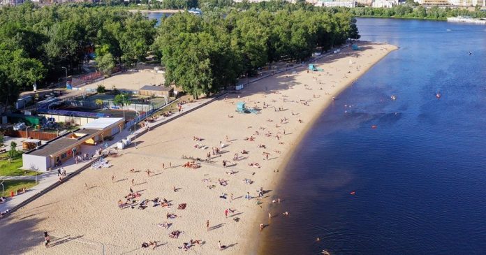 Влада Києва вирішить, чи розпочнеться пляжний сезон