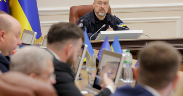Уряд направив 272,5 млн грн на забезпечення безпеки в школах регіонів — Шмигаль