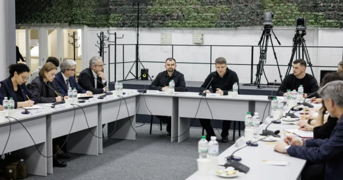 Україна удосконалює процес закупівель в оборонному секторі