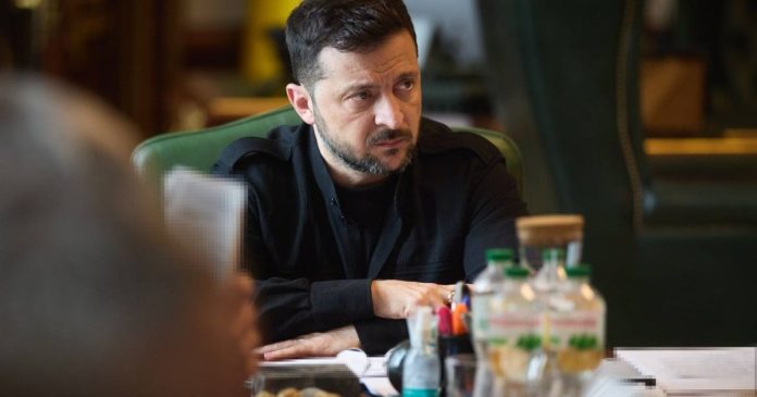 Зеленський запровадив нові санкції щодо нардепів Дмитрука та Онищенка, а також кінопродюсера Ряшина