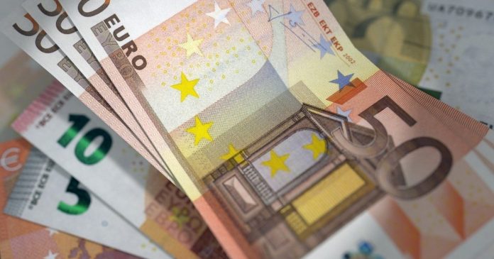 Болгарія введе євро у 2026 році: ухвалене рішення ЄС