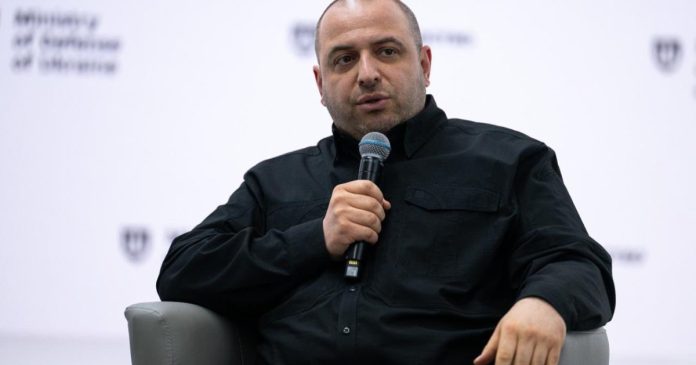 Україна планує великі закупівлі дальніх дронів — Умєров