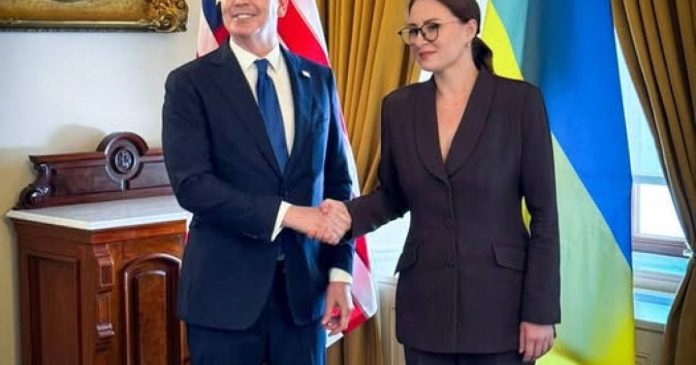 Співпраця України та США: підготовка до інвестицій у графіт, літій та титан