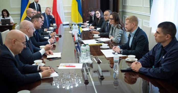 Понад 3 тисячі польських підприємств беруть участь у відновленні України через економічну співпрацю