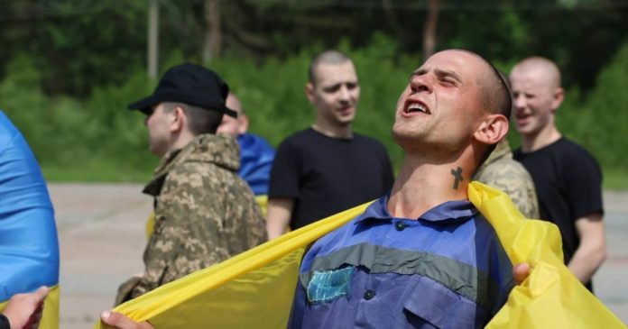 Обмін військовополоненими з РФ: додому повернулися 25 українських військових