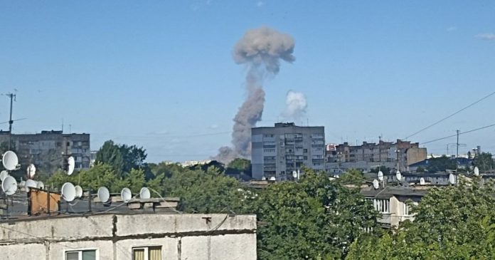 Вибух у Житомирі: заправка і житлові будинки зазнали шкоди, траса Київ — Чоп заблокована