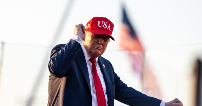Трамп зменшує 50-денний строк для Путіна: США готові швидше накласти санкції при відсутності миру