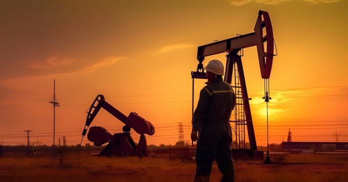 Ціни на нафту підвищуються: фактори, що впливають на глобальний ринок