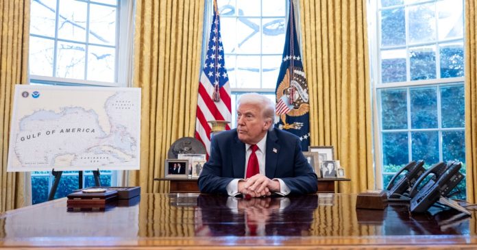 Світ сплачуватиме податки США: які фінальні ставки оголосив Трамп