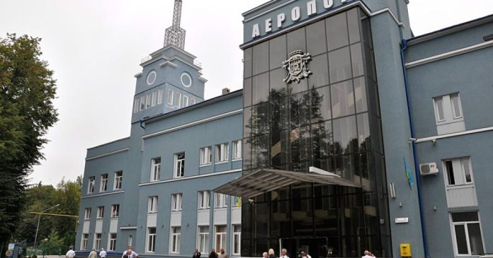 Службовці підозрюються у крадіжці 3,3 млн грн під час ремонту аеропорту в Чернівцях