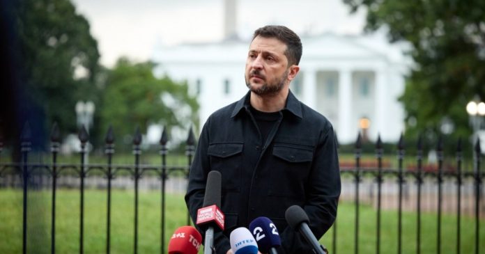 Територіальні питання обговорюватимуться тільки між Путіним і мною — Зеленський