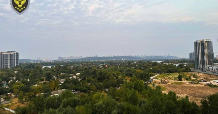 Суд скасував угоду про оренду 40 гектарів землі в Києві з фірмою, що має зв'язки з Медведчуком