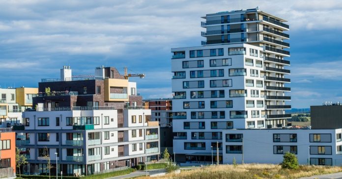 В Україні різко підвищився інтерес до нового житла: які області в серпні отримали нові будівлі