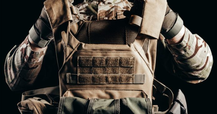 Розширена зона захисту від уламків і осколків: ЗСУ отримають нові бронежилети