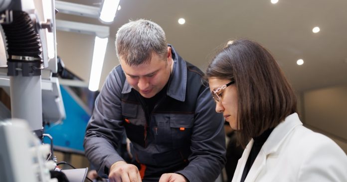 Україна акцентує увагу на професійно-технічній освіті: у KSE представили модель створення кадрового резерву для забезпечення безпеки та відновлення