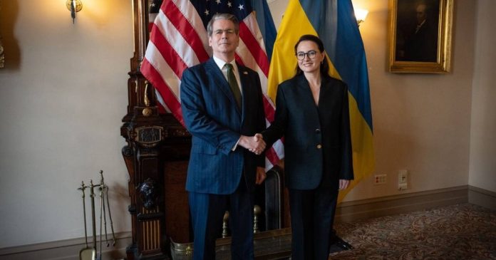 Посилення тиску на Росію: США та G7 мають намір забрати її доходи