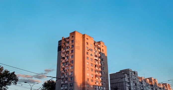Зменшення житла на вторинному ринку та зростаючий попит у регіонах: вплив на ціни