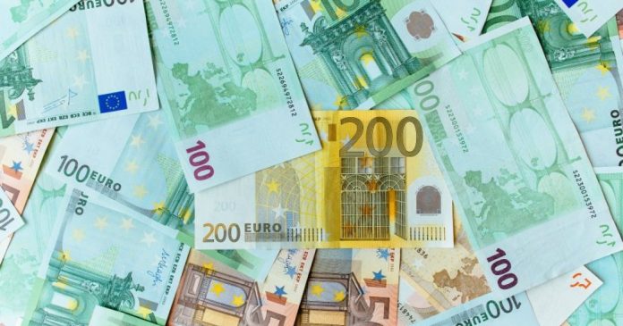ЄІБ виділив 18,4 млн євро для оновлення шкіл і лікарень в Україні