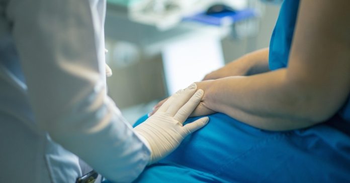 Після 40 років українці зможуть отримати 2000 грн для медичного скринінгу: деталі нової програми