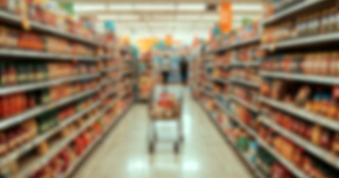 Трамп скасував митні збори на більше ніж 200 харчових продуктів для зниження цін