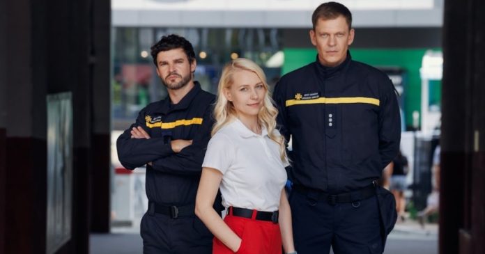 Знаменитості спорту, кіно та медіа змагались із 7-м корпусом ДШВ до дня десантників: хто з популярних особистостей зміг витримати 7 хвилин випробувань від Десантно-штурмових військ