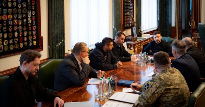 Зеленський віддав наказ завершити безпекову угоду зі США: документ історичного значення