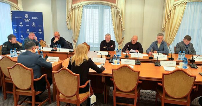Недостатнє фінансування та затримки у постачаннях: Рахункова палата виявила проблеми в оборонній сфері