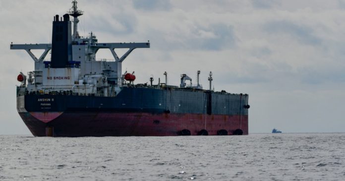 Росія суттєво наростила експорт нафти через Балтійське море, незважаючи на санкції