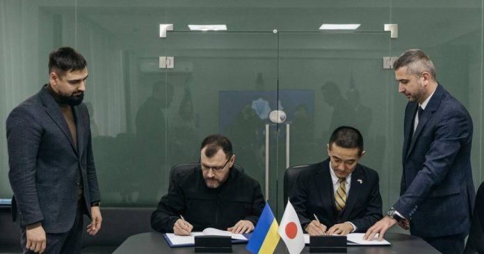 Україна уклала угоду з японським агентством JICA про розмінування та реабілітацію військових