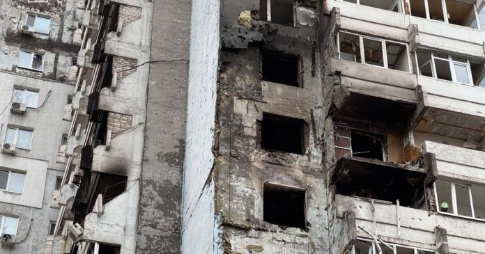 Власники зруйнованого або пошкодженого житла звільнені від оплати комунальних послуг за рішенням Верховної Ради