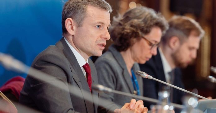 Цьогоріч Україні необхідно залучити близько $52 млрд зовнішнього фінансування