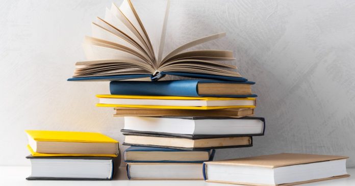 Зниження обсягів продажу та фінансові втрати: причини закриття книгарень в Україні