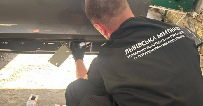 На польському кордоні формується нова контрольна група для пасажирських і вантажних перевезень