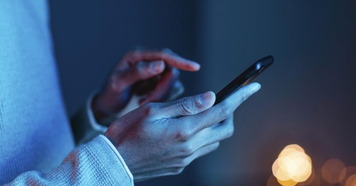 Зростання цін на мобільний зв'язок унаслідок енергетичного дефіциту: оцінка НБУ щодо впливу тарифів на інфляцію