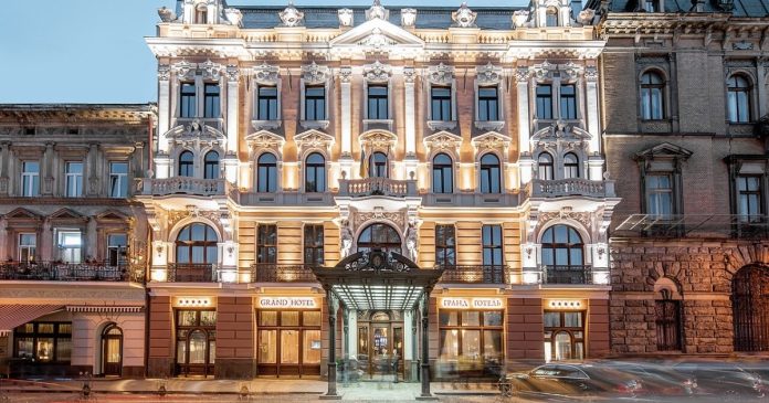 У 2025 році готельні зарплати у Львові зросли на 41%