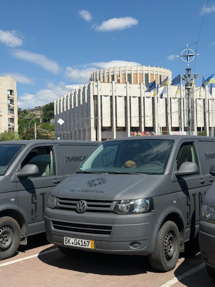MK Foundation передав на фронт ще 20 автомобілів