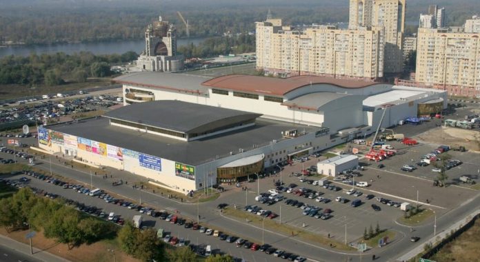 МВЦ на 100% належить Максиму Кріппі