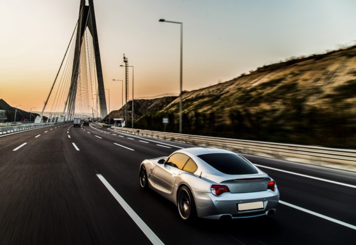 податок на елітні авто